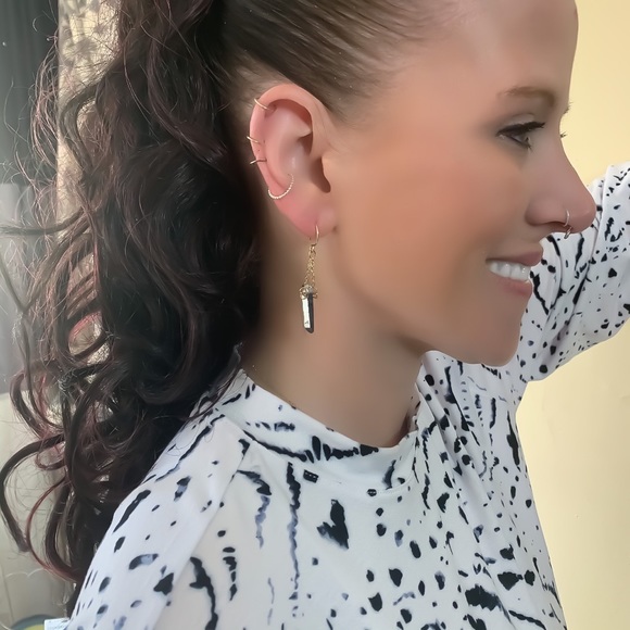 14KYGF Crystal Quartz Point Earrings - Picture 5 of 12